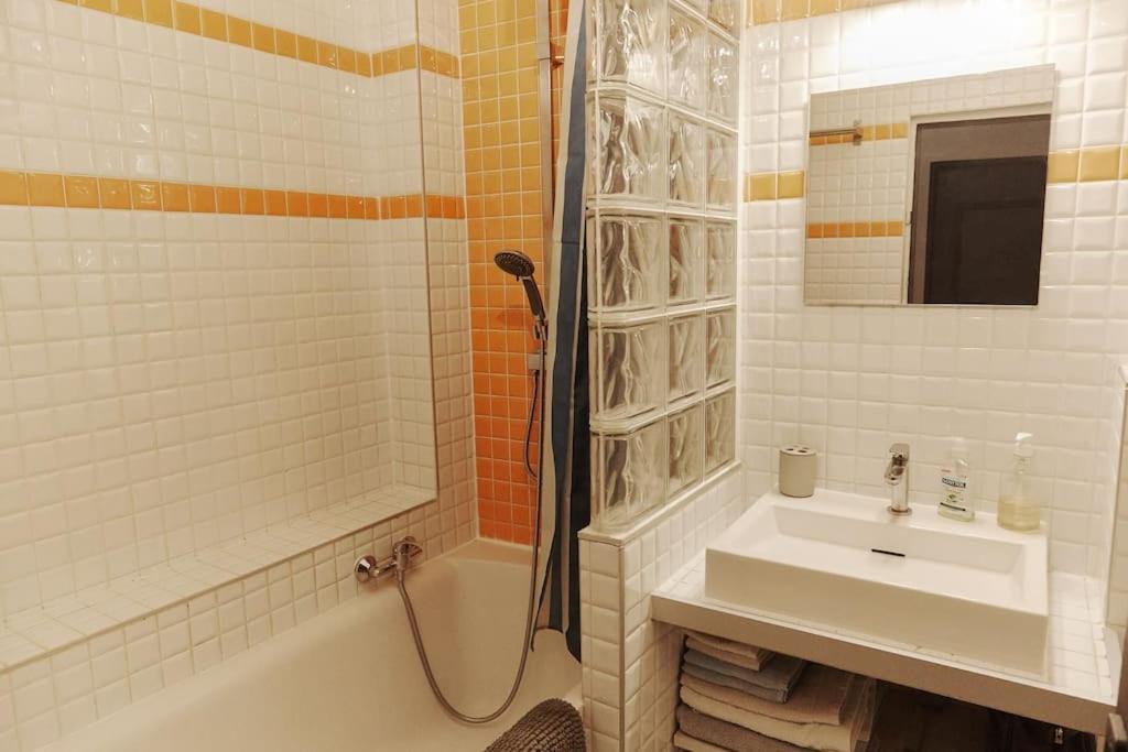 Cozy 2-pièces Au Coeur Du Haut-marais Appartamento Parigi